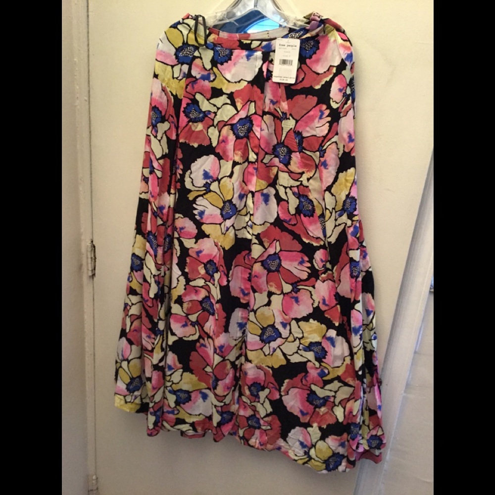FLORAL MAXI SKIRT  WITH OPEN SIDE SLIT,